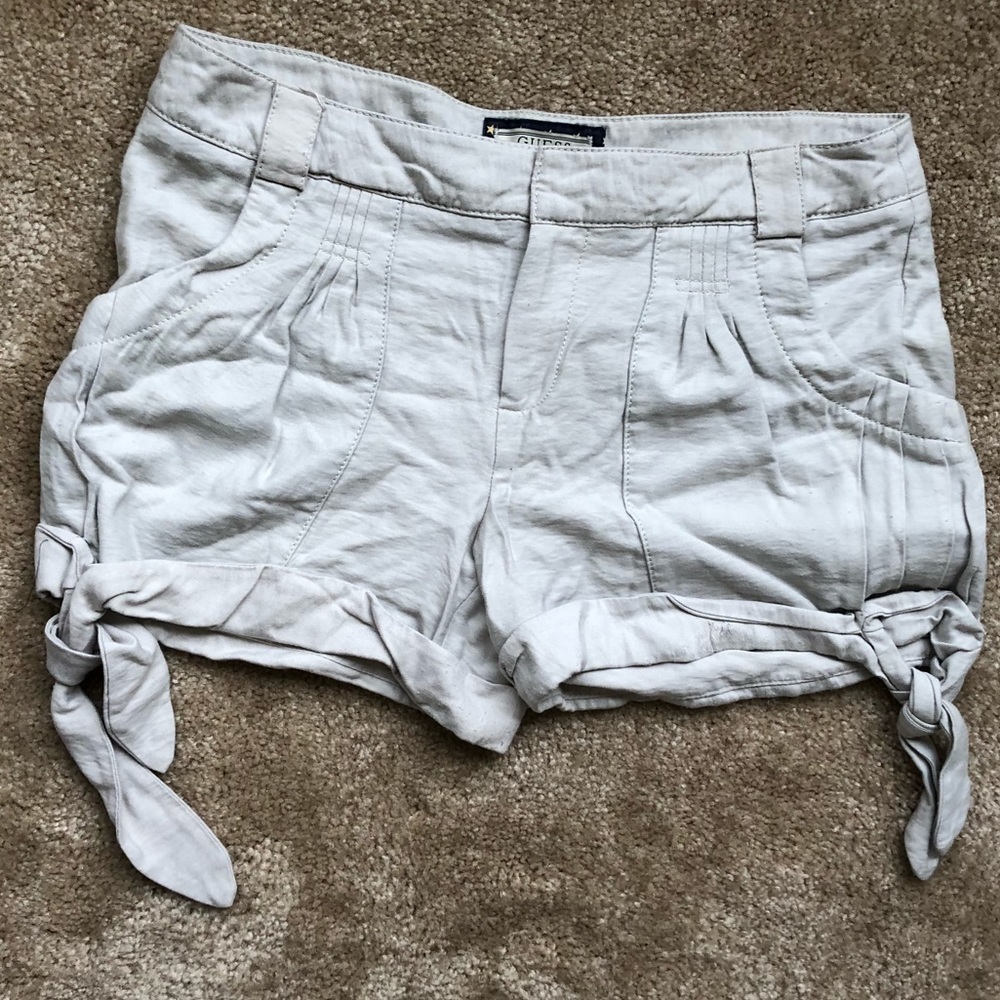 Guess Cream Shorts